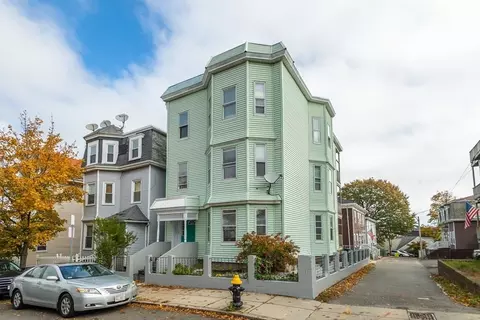 47 Buttonwood St, Boston, MA 02125