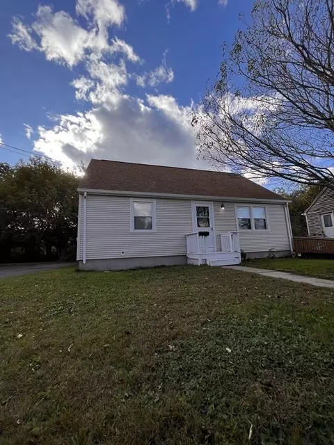 87 Whitlow St, New Bedford, MA 02740