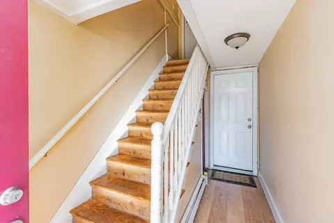 15 Gaugh St, Easthampton, MA 01027 photo 6