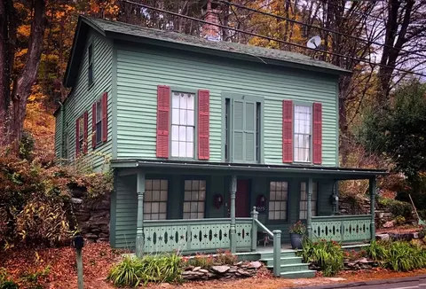 405 Main St, Hampden, MA 01036