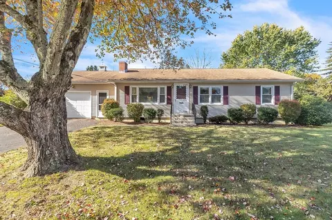 12 Allen St, West Brookfield, MA 01585