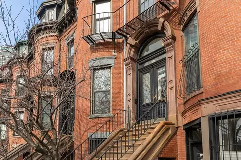 207 W Newton St, Boston, MA 02116