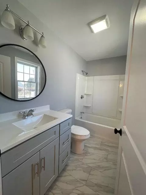 887 Dwelly, Fall River, MA 02720 photo 13