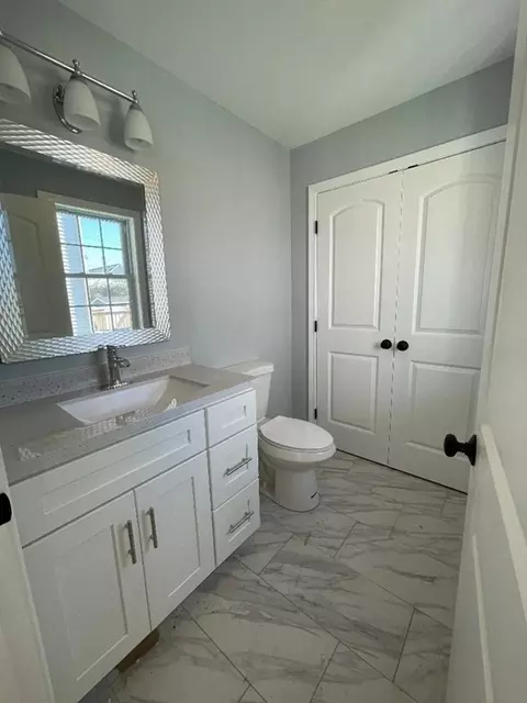 887 Dwelly, Fall River, MA 02720 photo 11