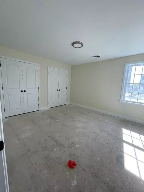 887 Dwelly, Fall River, MA 02720 photo 18