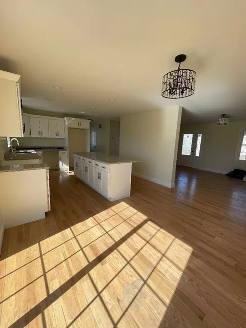 887 Dwelly, Fall River, MA 02720 photo 9