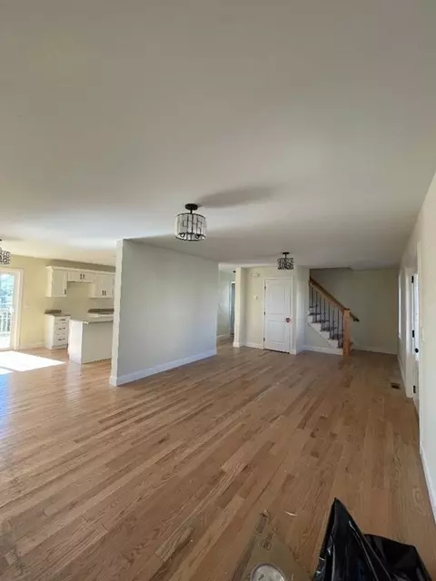 887 Dwelly, Fall River, MA 02720 photo 5