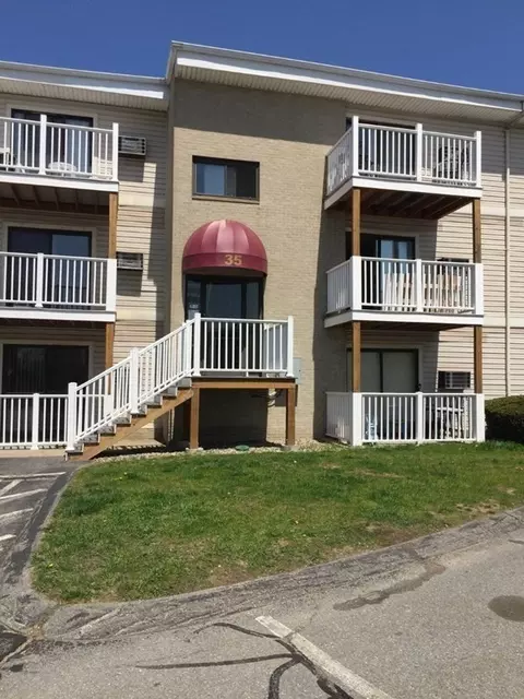 35 Hosmer St #19, Marlborough, MA 01752