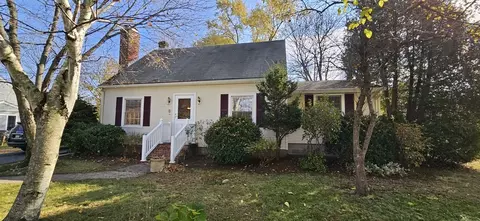 7 Deernolm St, Grafton, MA 01536