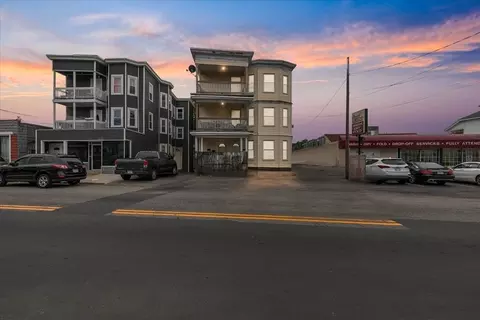 452-454 Prospect St, Methuen, MA 01844