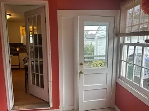 179 Powell Ave, Springfield, MA 01118 photo 24