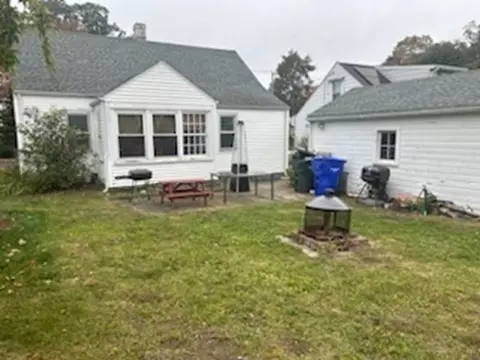 179 Powell Ave, Springfield, MA 01118 photo 28