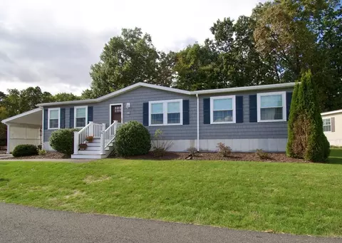 19 Hillview Dr, West Springfield, MA 01089