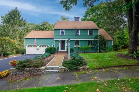 29 Sheridan Rd, Wellesley, MA 02481