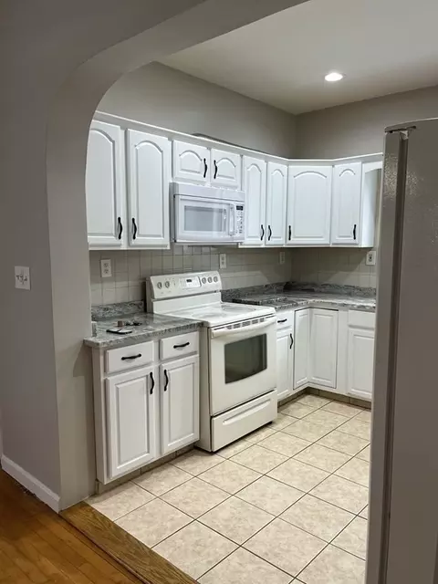 628-630 Weetamoe St, Fall River, MA 02720 photo 18
