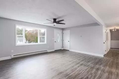 9 Surrey Ln, Webster, MA 01570 photo 9