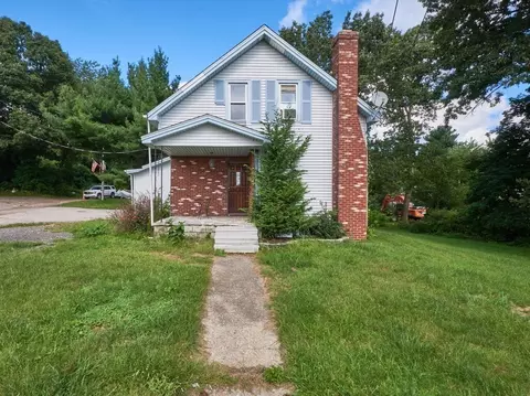 84 Mountain St W, Worcester, MA 01606