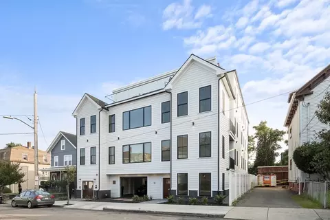 51 Crescent Ave #3, Chelsea, MA 02150