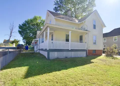 3 Beacon St, Springfield, MA 01109 photo 3