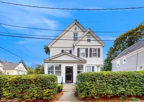 6 Auburn Ter, Newton, MA 02466