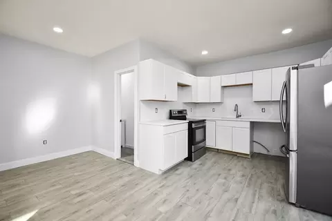 59 W Main St, Ware, MA 01082 photo 9