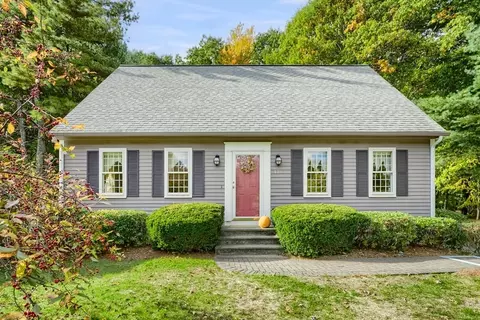128 Greenwood Pkwy, Holden, MA 01520