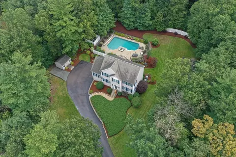 223 Daniels St, Franklin, MA 02038