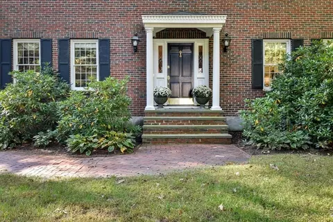 28 Yorkshire Rd, Dover, MA 02030 photo 3