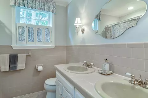 28 Yorkshire Rd, Dover, MA 02030 photo 19