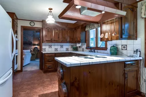 28 Yorkshire Rd, Dover, MA 02030 photo 12