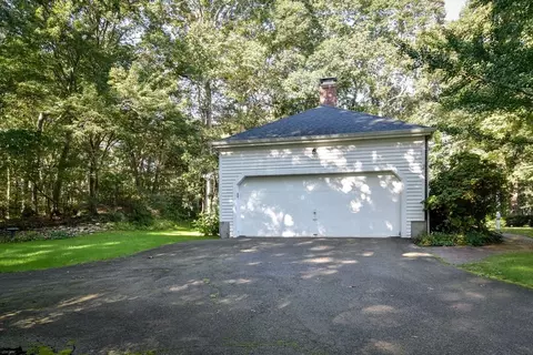 28 Yorkshire Rd, Dover, MA 02030 photo 25