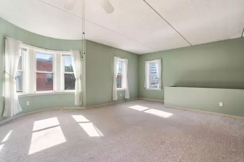 5 Eileen Cir # B, Boston, MA 02130