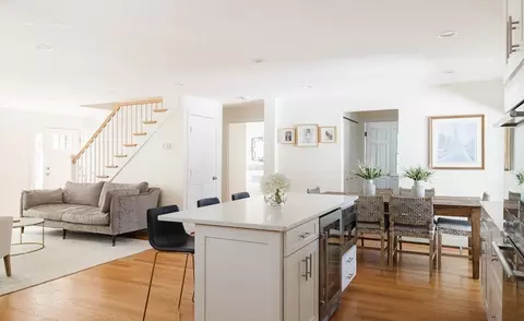 3 Garrison Rd, Wellesley, MA 02482 photo 8