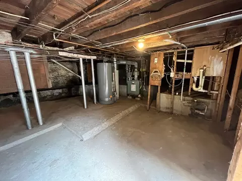 20 Orange St, Fall River, MA 02720 photo 14