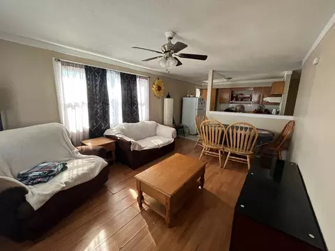 20 Orange St, Fall River, MA 02720 photo 3