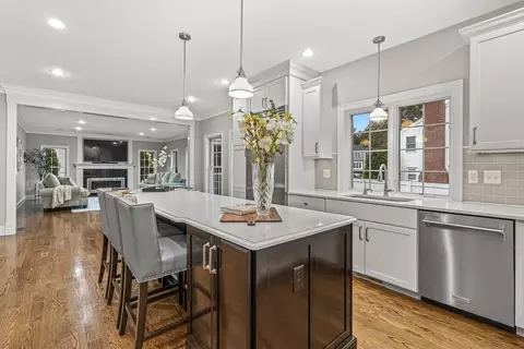 7 Pinevale Ave, Wellesley, MA 02482 photo 12