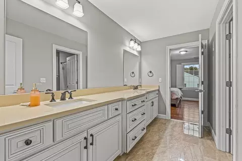 7 Pinevale Ave, Wellesley, MA 02482 photo 31