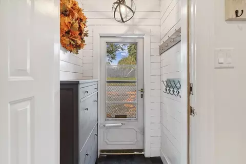 116 Margin St, Peabody, MA 01960 photo 5