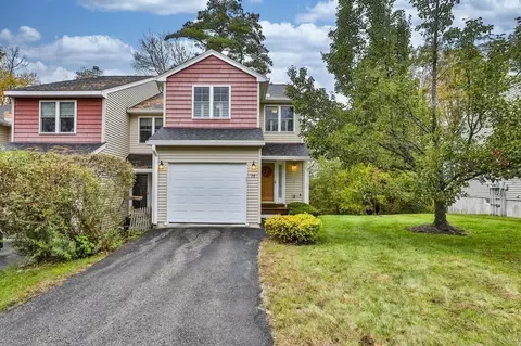 28 Water Wheel Cir #110, Templeton, MA 01468