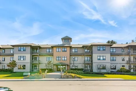 11 Executive Dr #122, Stoneham, MA 02180
