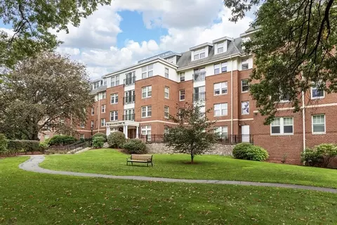 300 Allston St #107, Brighton, MA 02135