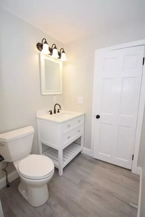 10 Patch Reservoir Dr, Worcester, MA 01602 photo 11
