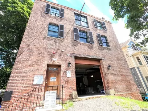 14 Meehan St, Jamaica Plain, MA 02130
