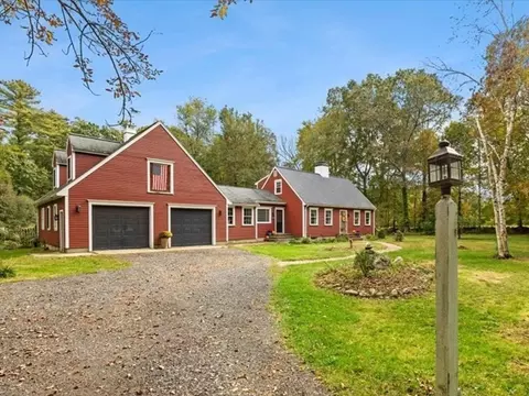 358 Marion Rd, Middleboro, MA 02346