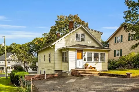 35 Butler Ave, Stoneham, MA 02180