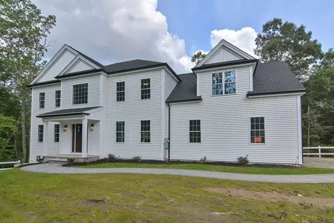 392 Central St, Milford, MA 01757