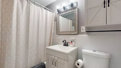 125 S Flagg St, Worcester, MA 01602 photo 27