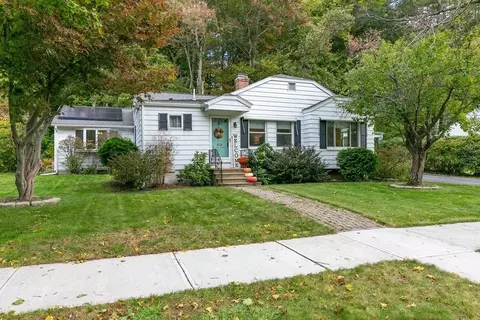 125 S Flagg St, Worcester, MA 01602 photo 2