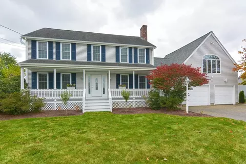 45 Vincent Dr, Attleboro, MA 02703