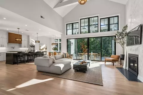 37 Winchester Dr, Lexington, MA 02420